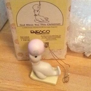 Precious moments Christmas mini figure